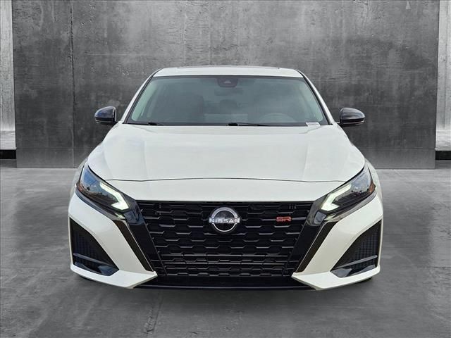 2023 Nissan Altima 2.0 SR