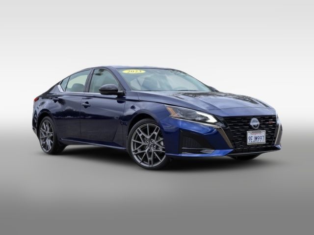 2023 Nissan Altima 2.0 SR