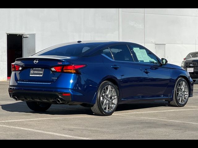 2023 Nissan Altima 2.0 SR