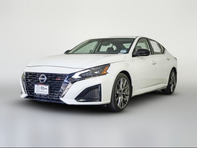 2023 Nissan Altima 2.0 SR