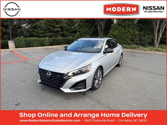 2023 Nissan Altima 2.0 SR