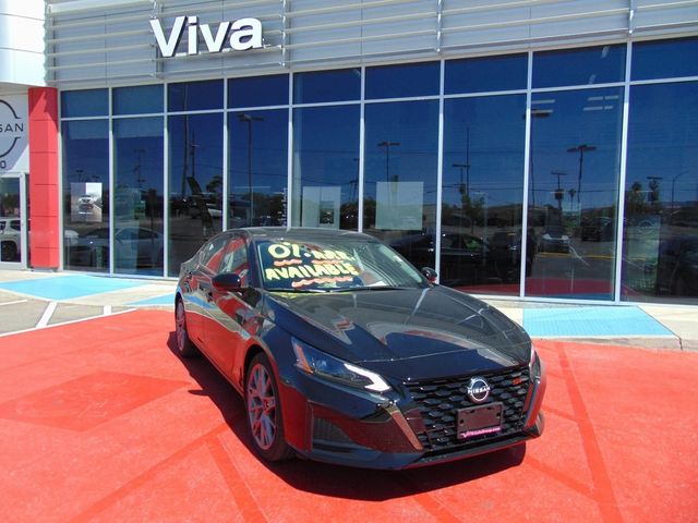 2023 Nissan Altima 2.0 SR