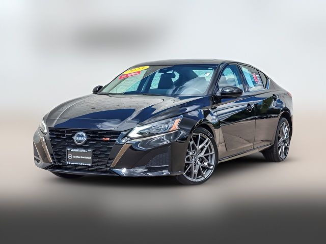 2023 Nissan Altima 2.0 SR