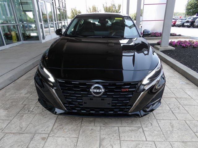 2023 Nissan Altima 2.0 SR