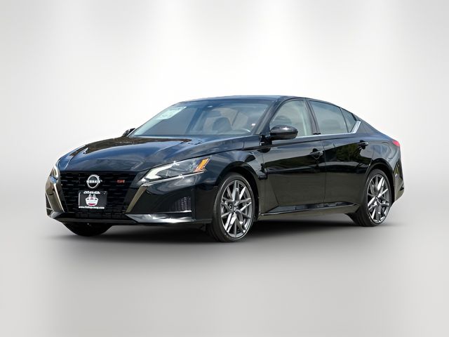 2023 Nissan Altima 2.0 SR