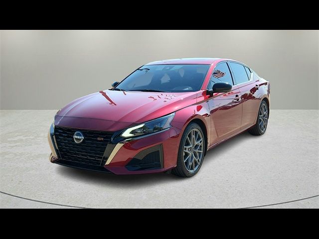 2023 Nissan Altima 2.0 SR