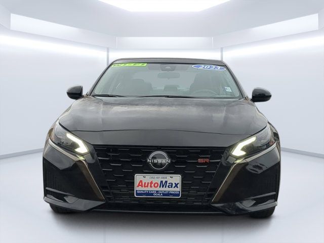 2023 Nissan Altima 2.0 SR