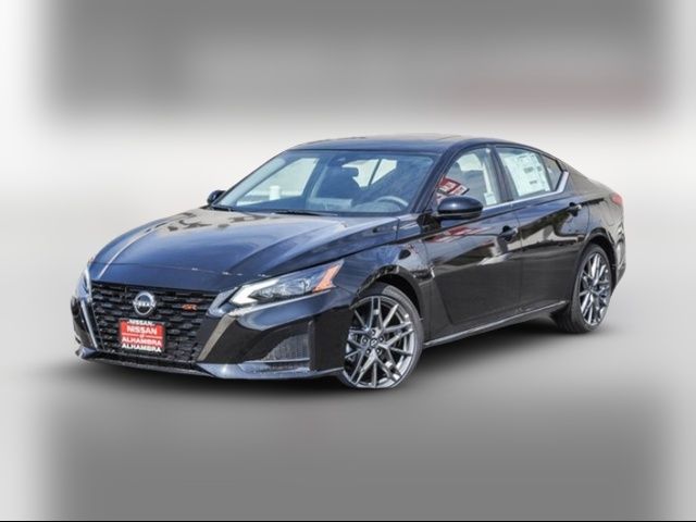 2023 Nissan Altima 2.0 SR