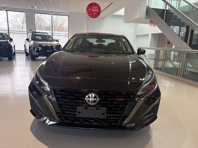 2023 Nissan Altima 2.0 SR