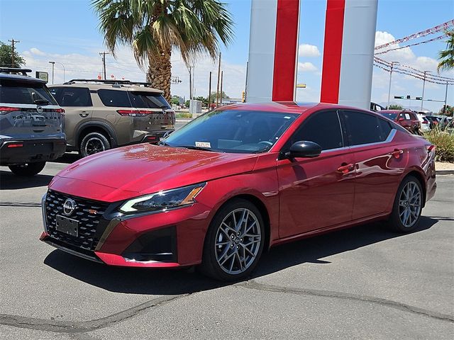 2023 Nissan Altima 2.0 SR