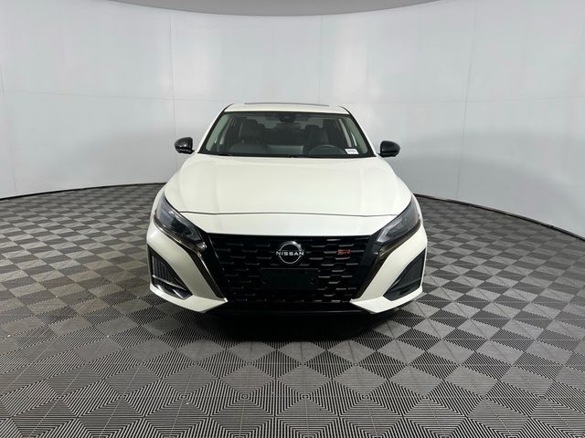 2023 Nissan Altima 2.0 SR
