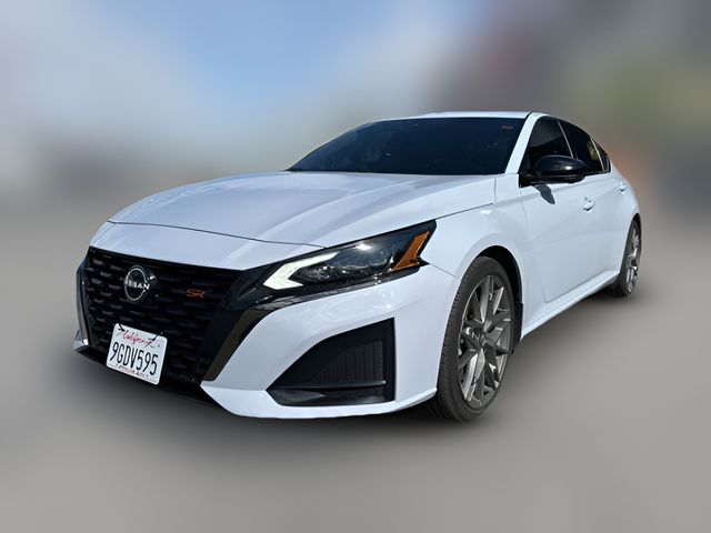 2023 Nissan Altima 2.0 SR