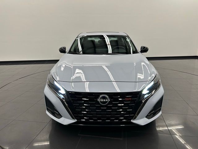 2023 Nissan Altima 2.0 SR