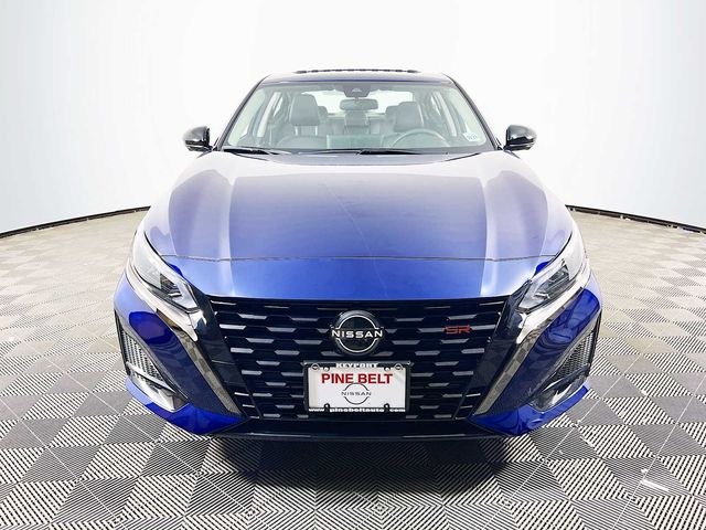 2023 Nissan Altima 2.0 SR