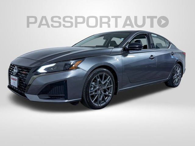 2023 Nissan Altima 2.0 SR