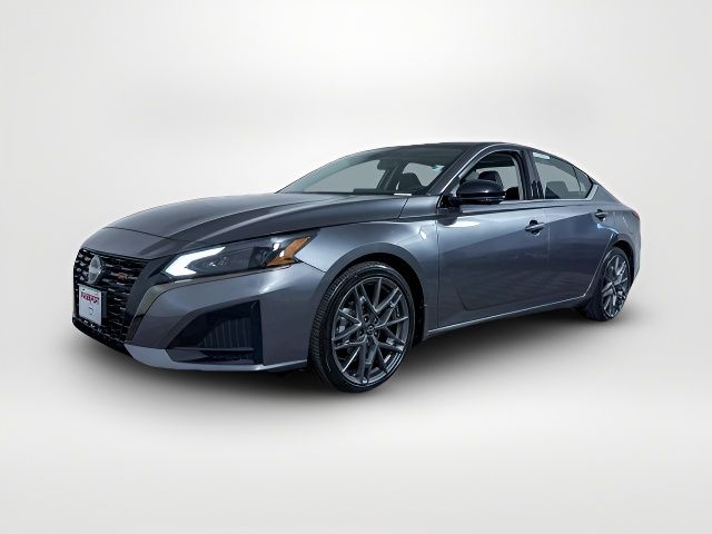 2023 Nissan Altima 2.0 SR