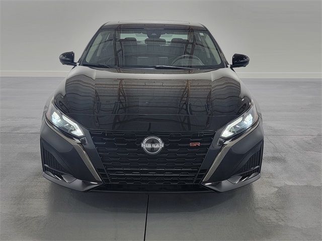 2023 Nissan Altima 2.0 SR