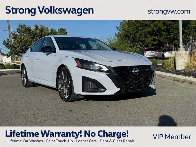 2023 Nissan Altima 2.0 SR