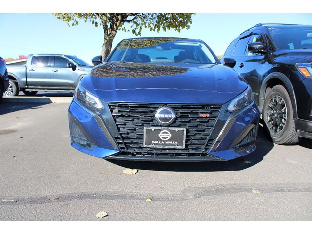 2023 Nissan Altima 2.0 SR