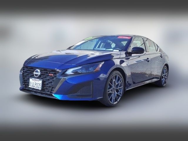 2023 Nissan Altima 2.0 SR