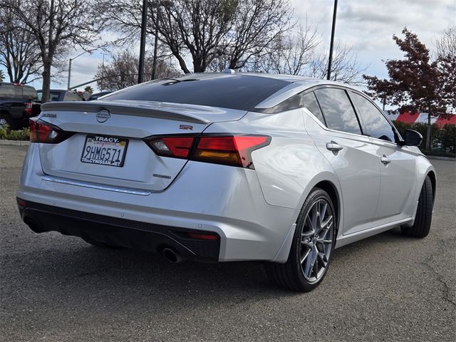 2023 Nissan Altima 2.0 SR