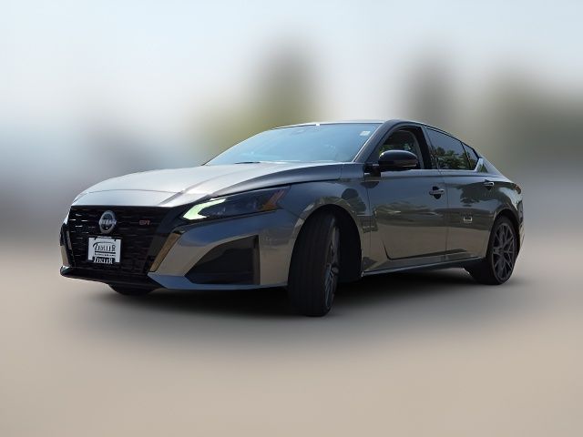 2023 Nissan Altima 2.0 SR