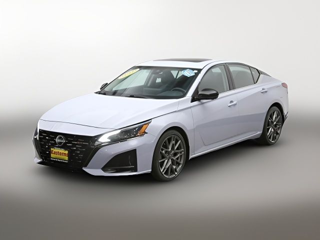 2023 Nissan Altima 2.0 SR