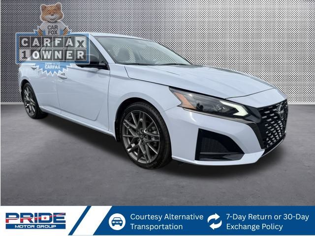 2023 Nissan Altima 2.0 SR