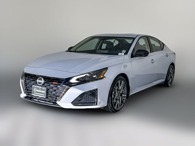 2023 Nissan Altima 2.0 SR