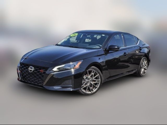 2023 Nissan Altima 2.0 SR