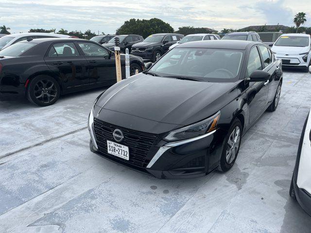 2023 Nissan Altima 2.5 S