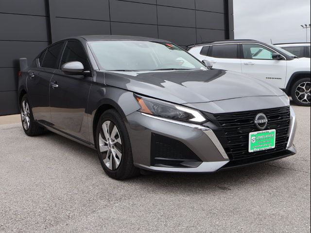 2023 Nissan Altima 2.5 S
