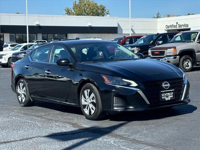 2023 Nissan Altima 2.5 S