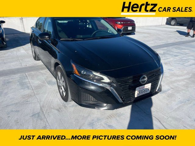 2023 Nissan Altima 2.5 S