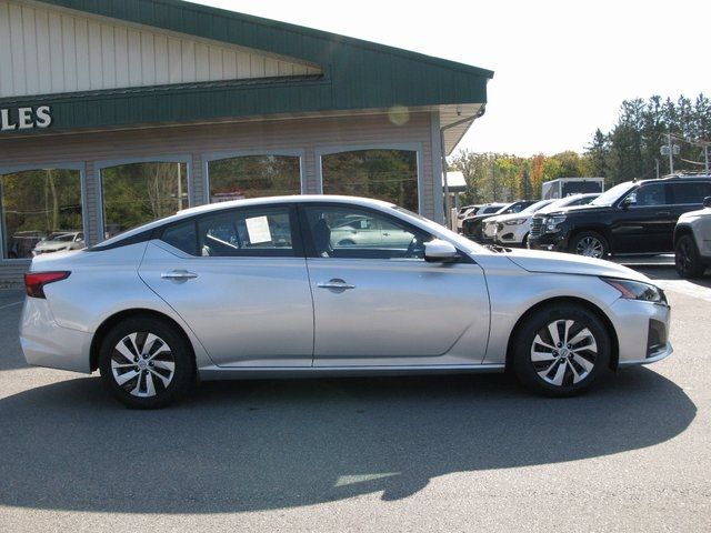 2023 Nissan Altima 2.5 S