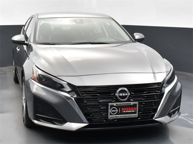 2023 Nissan Altima 2.5 S