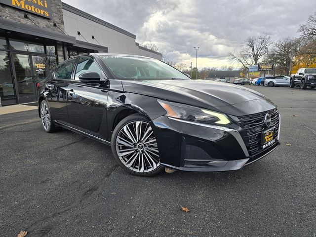 2023 Nissan Altima 2.5 SL