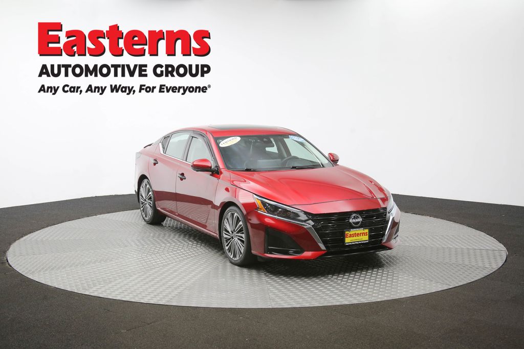 2023 Nissan Altima SL - Photo 13