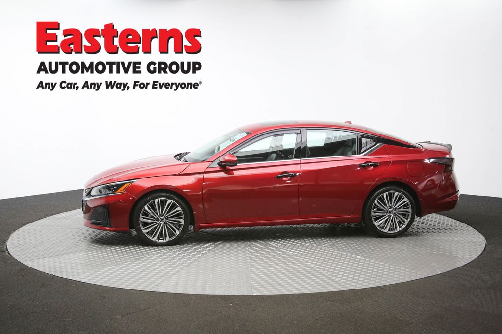 2023 Nissan Altima SL - Photo 8