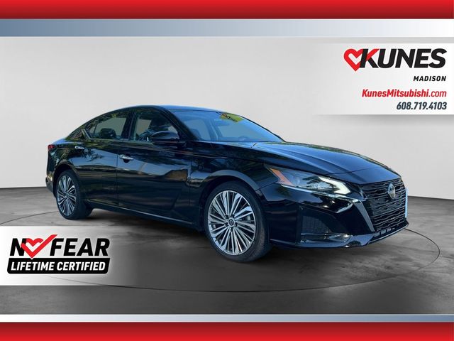2023 Nissan Altima 2.5 SL