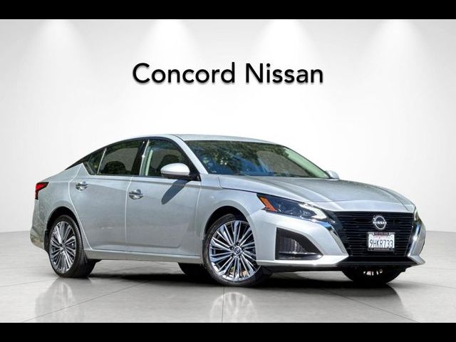 2023 Nissan Altima 2.5 SL