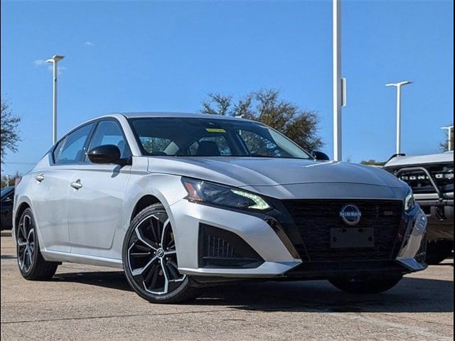 2023 Nissan Altima 2.5 SR