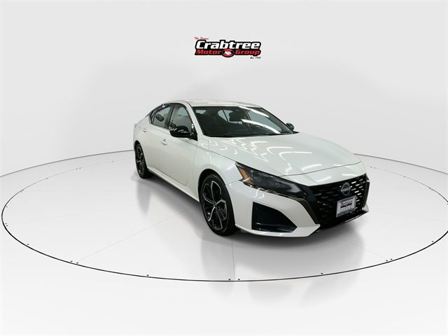 2023 Nissan Altima 2.5 SR