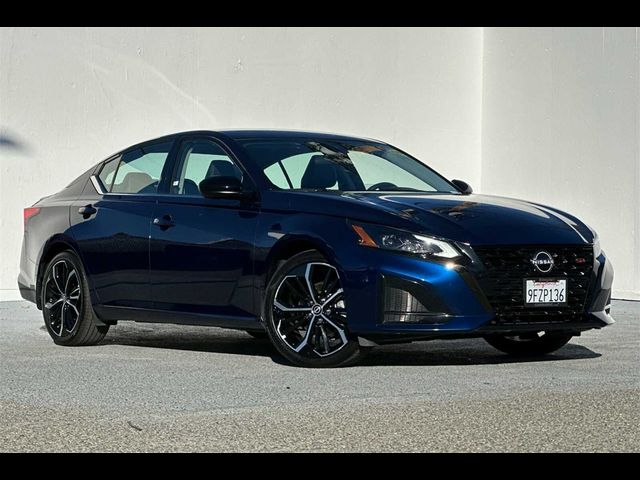 2023 Nissan Altima 2.5 SR