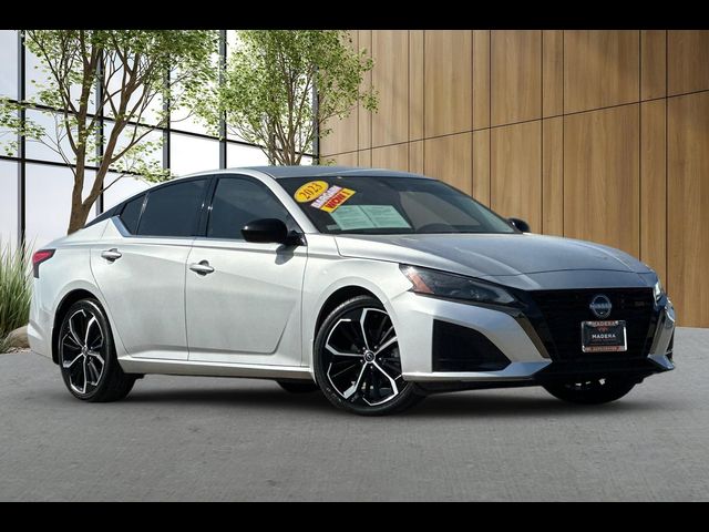 2023 Nissan Altima 2.5 SR