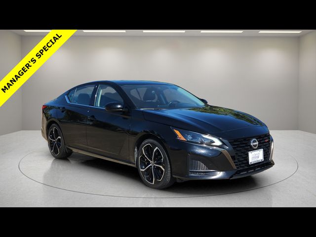 2023 Nissan Altima 2.5 SR