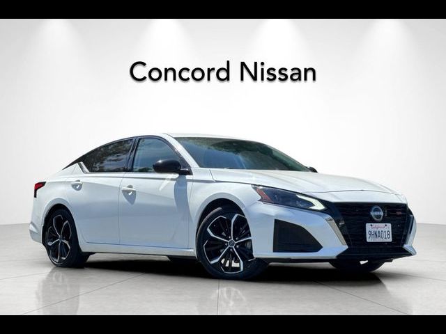 2023 Nissan Altima 2.5 SR