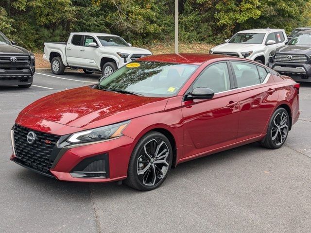 2023 Nissan Altima 2.5 SR