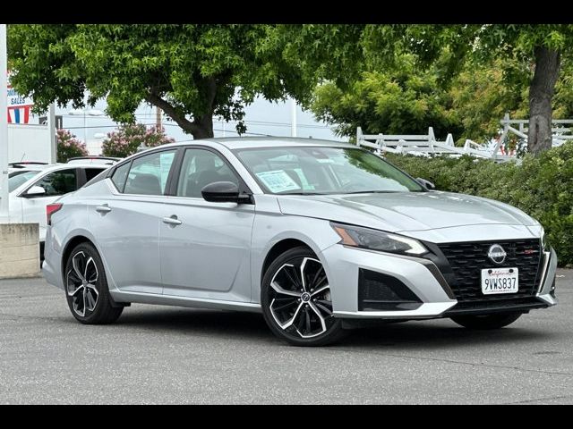 2023 Nissan Altima 2.5 SR
