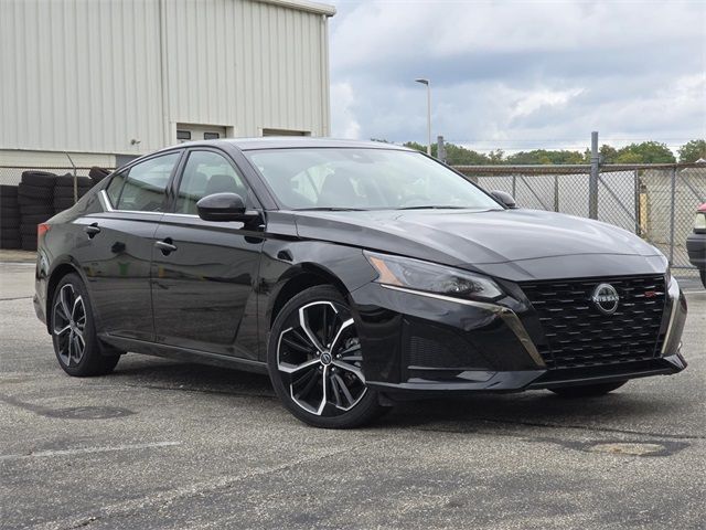 2023 Nissan Altima 2.5 SR